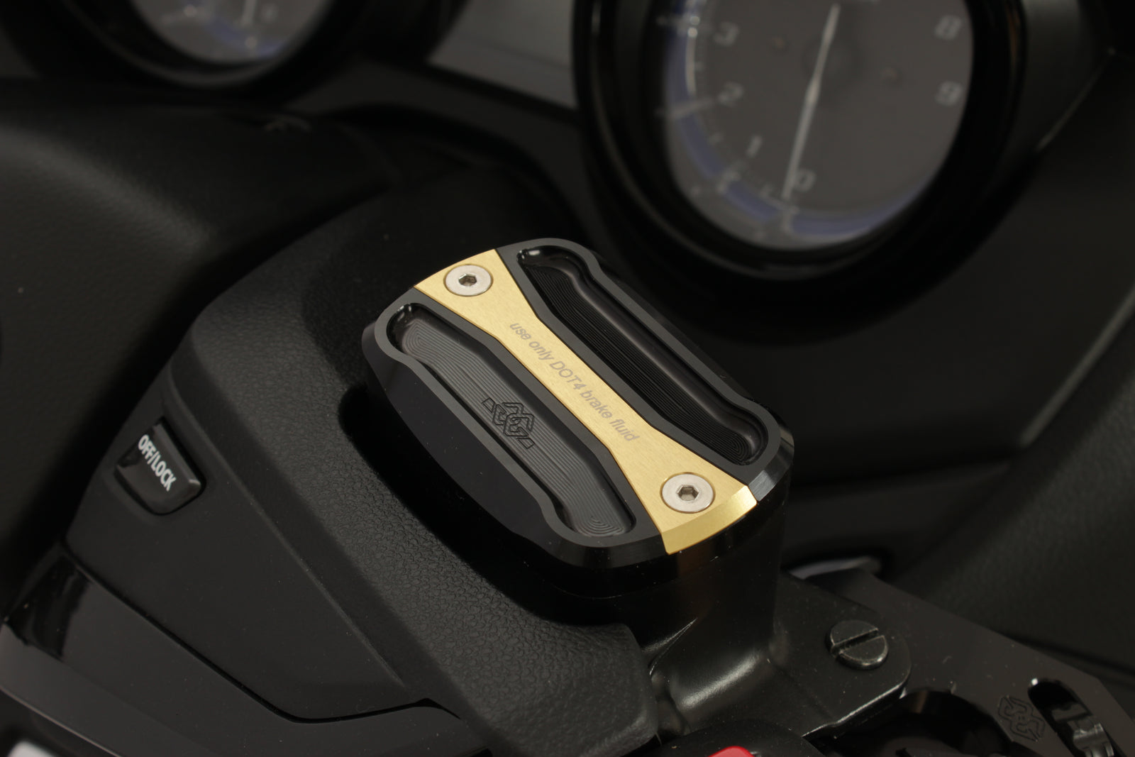 Gilles Tooling Front Brake Fluid Reservoir Cover Gold
