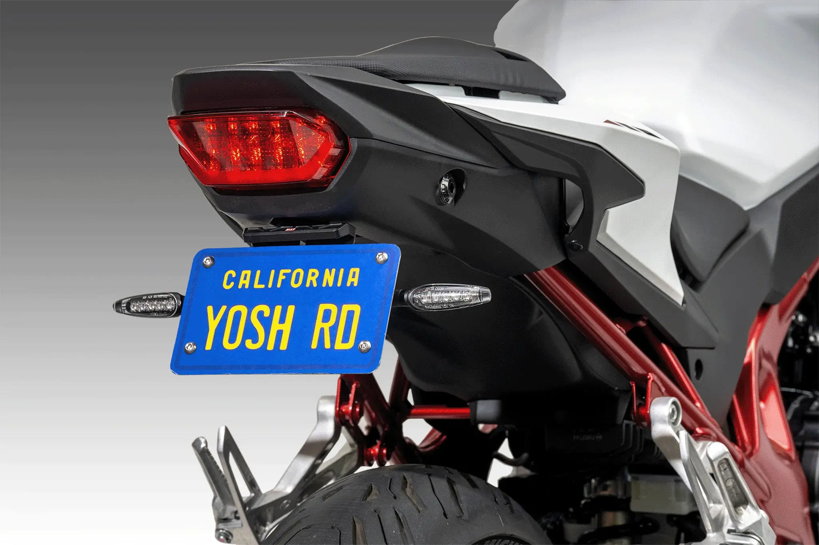 Yoshimura CB750 Hornet 25-26 V2 Fender Eliminator Kit