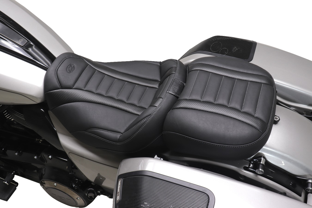 Mustang Deluxe Touring Solo Seat