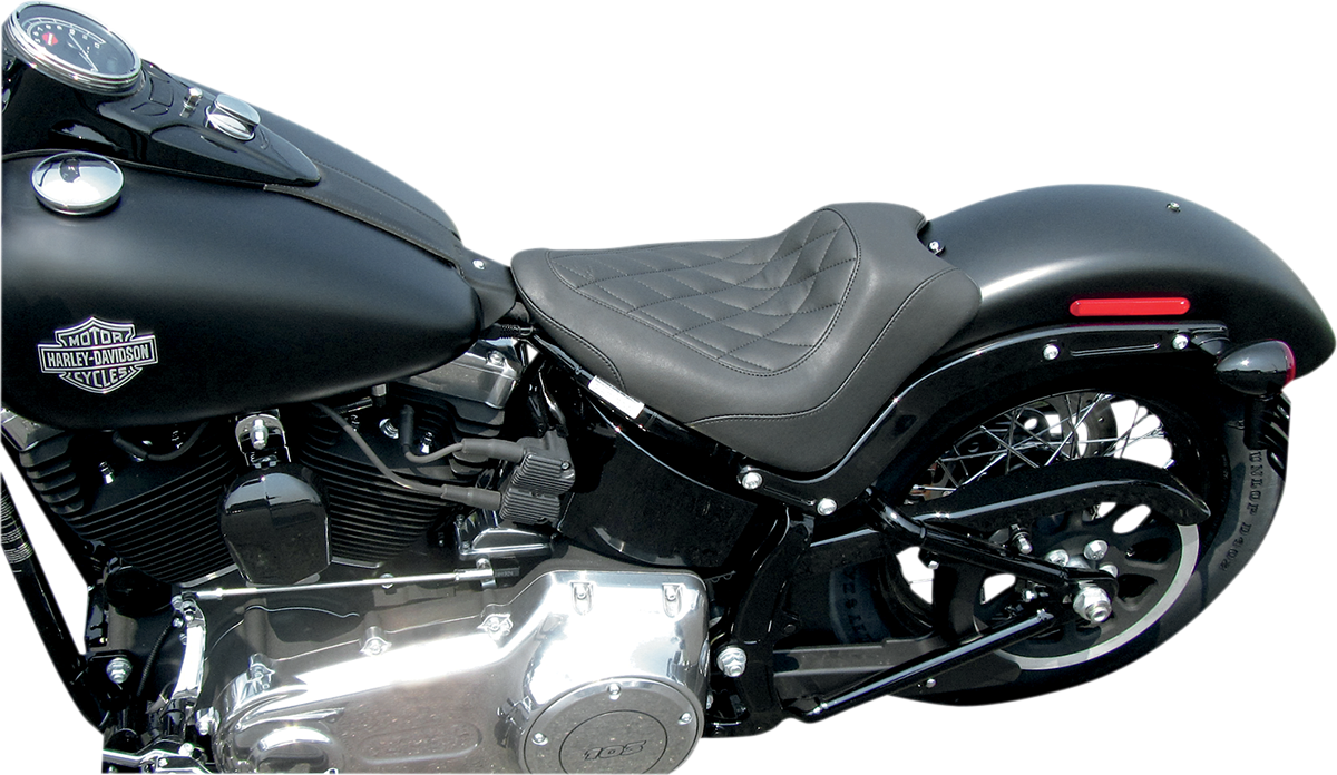 Mustang Seat - Wide Tripper™ Solo - Without Backrest - Diamond - Black