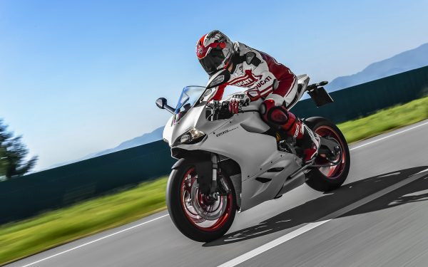BT Moto ducati-panigale-899-2014-01-600x375.jpg