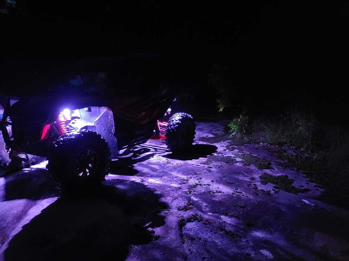 Custom Dynamics Rock Lights Kit - Color Changing