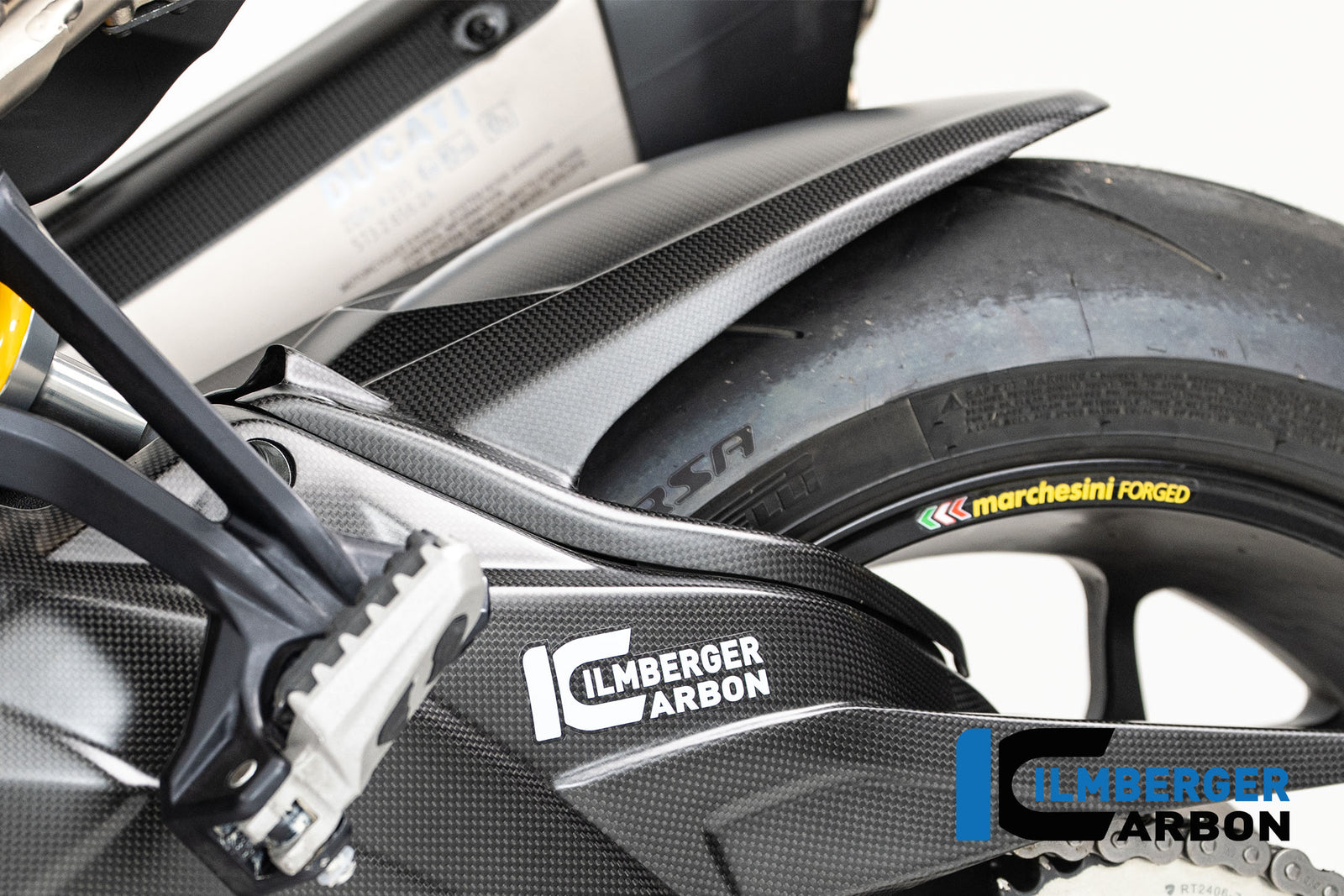 Ilmberger Carbon Chain Guard Carbon Glossy Ducati Multistrada V4 2025