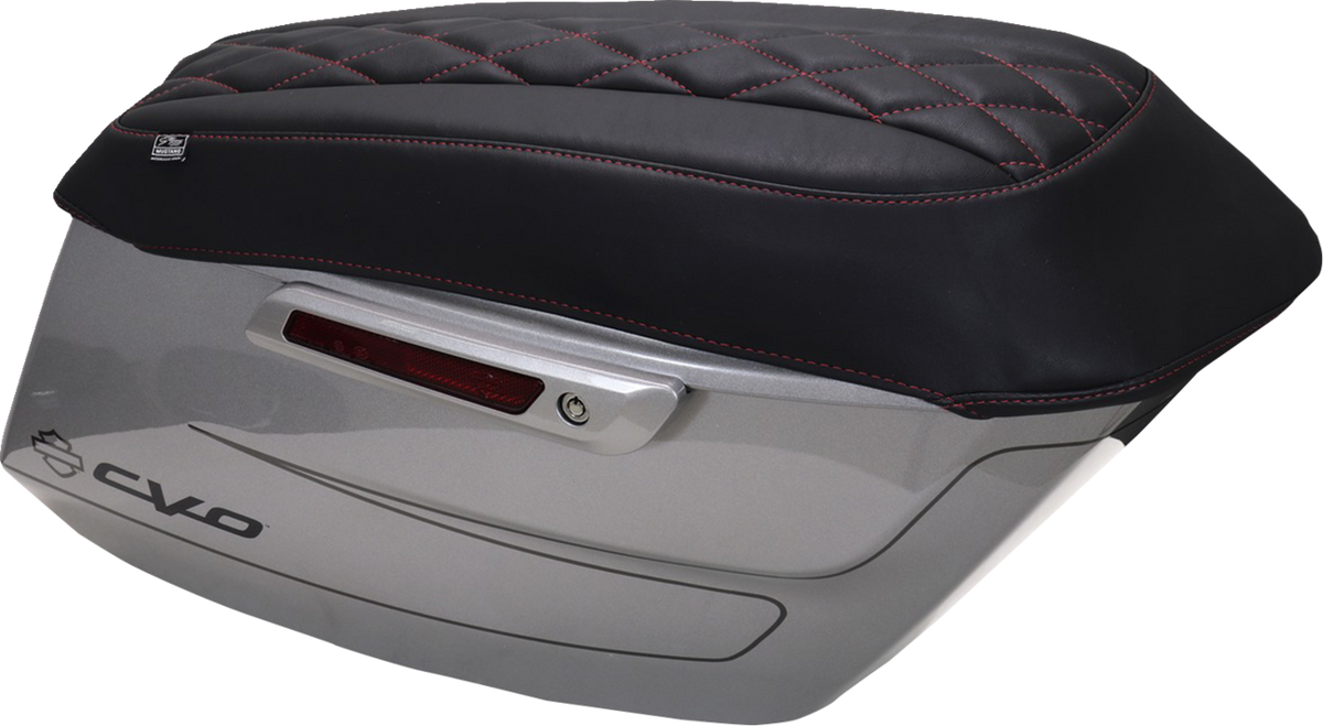 Mustang Deluxe Diamond Saddlebag Lid Covers
