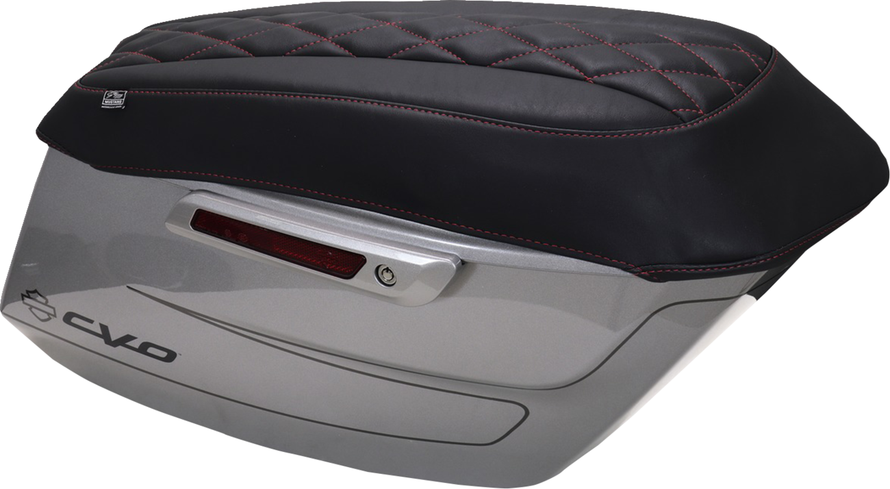 Mustang Deluxe Diamond Saddlebag Lid Covers