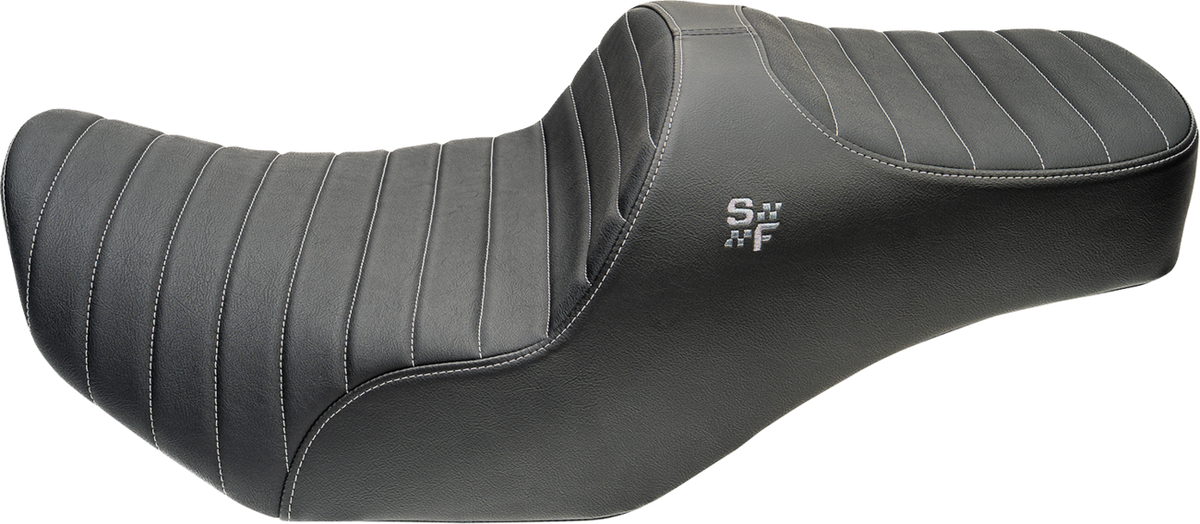 Slyfox Chariot Seat - Silver Classic Stitch - Silver Logo - FLH/FLT '23.5-'26