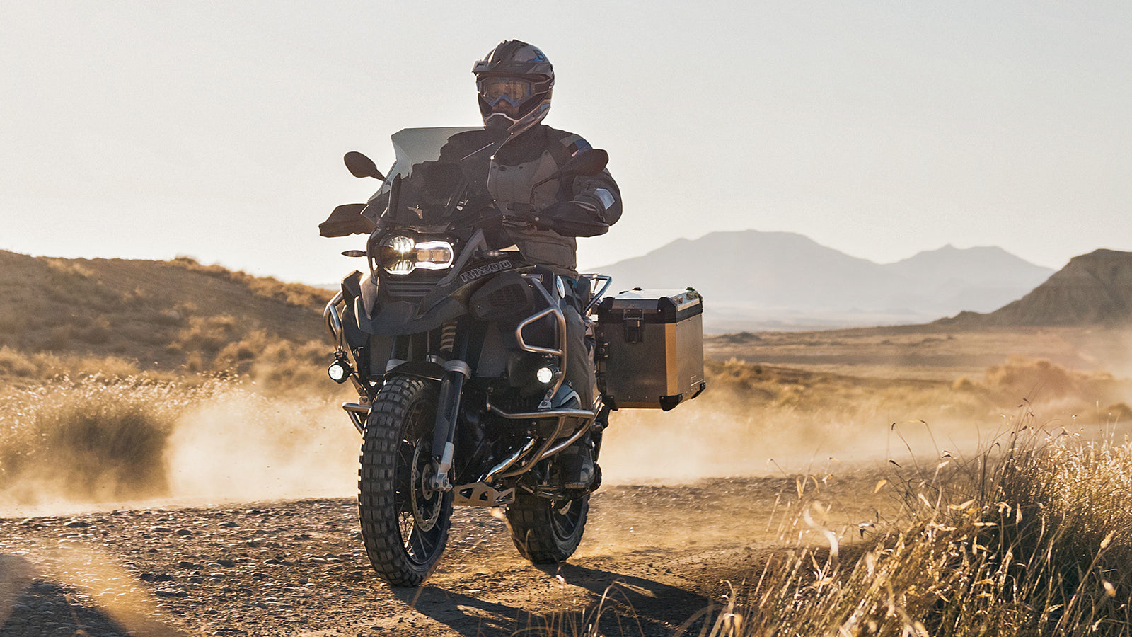 BT Moto BMW R 1200 GS Motorcycle Front Exterior.jpg