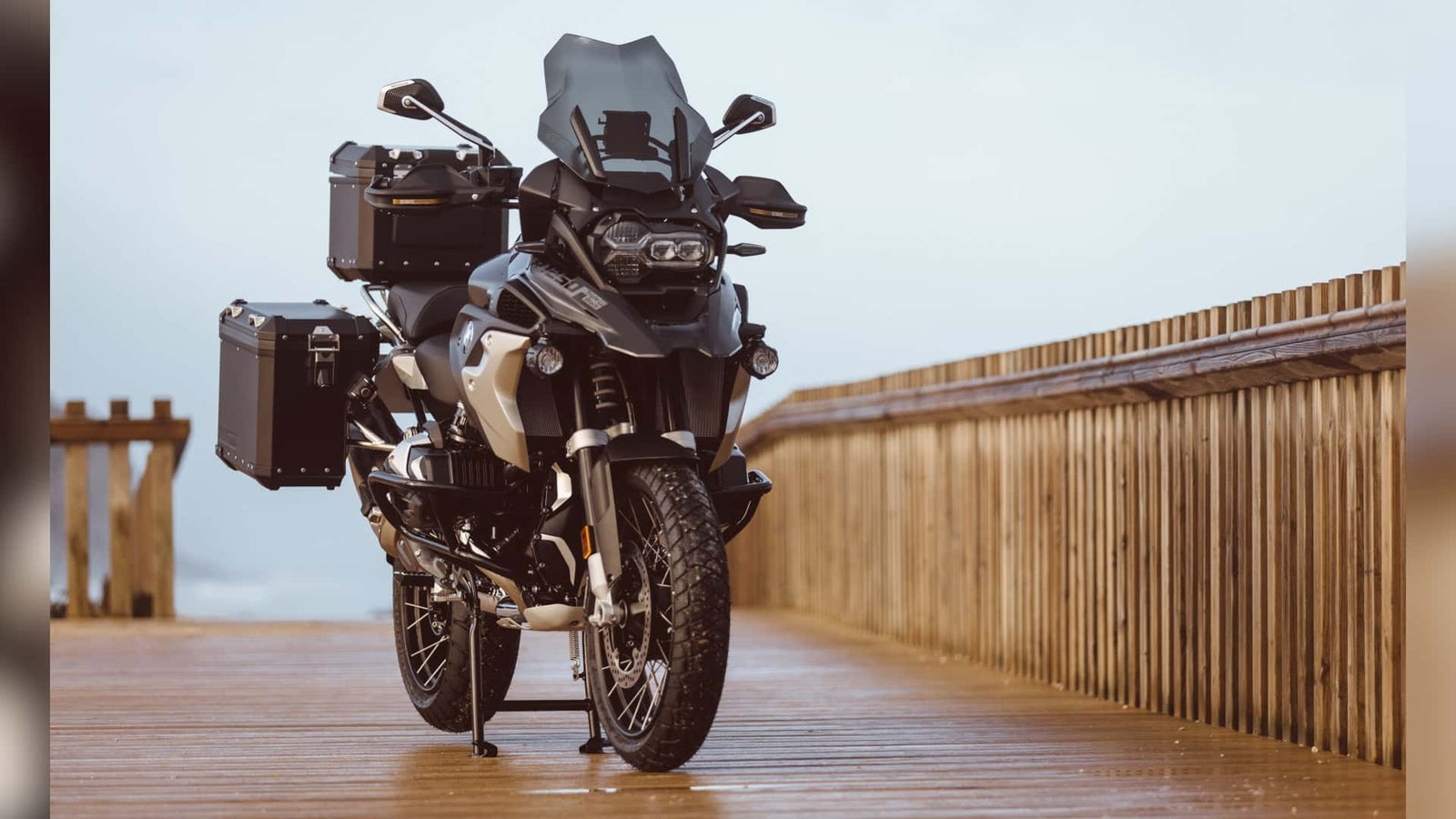 BT Moto BMW-R1250GS-ultimate-edition-5.jpeg