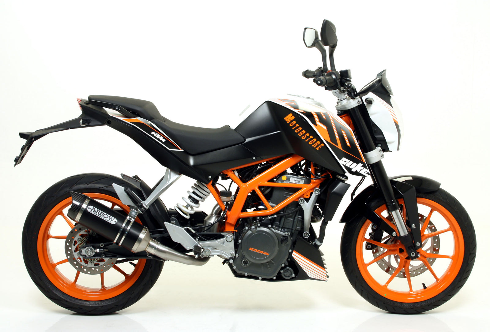 Street Thunder Aluminium Dark" Slip On With Carbon End Cap"