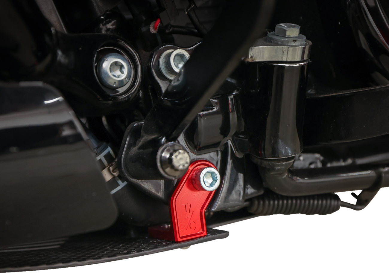 Thrashin Supply CO. Skid Plate - Carbon Fiber/Forged - With Red Brackets - FLHX/FLTRX