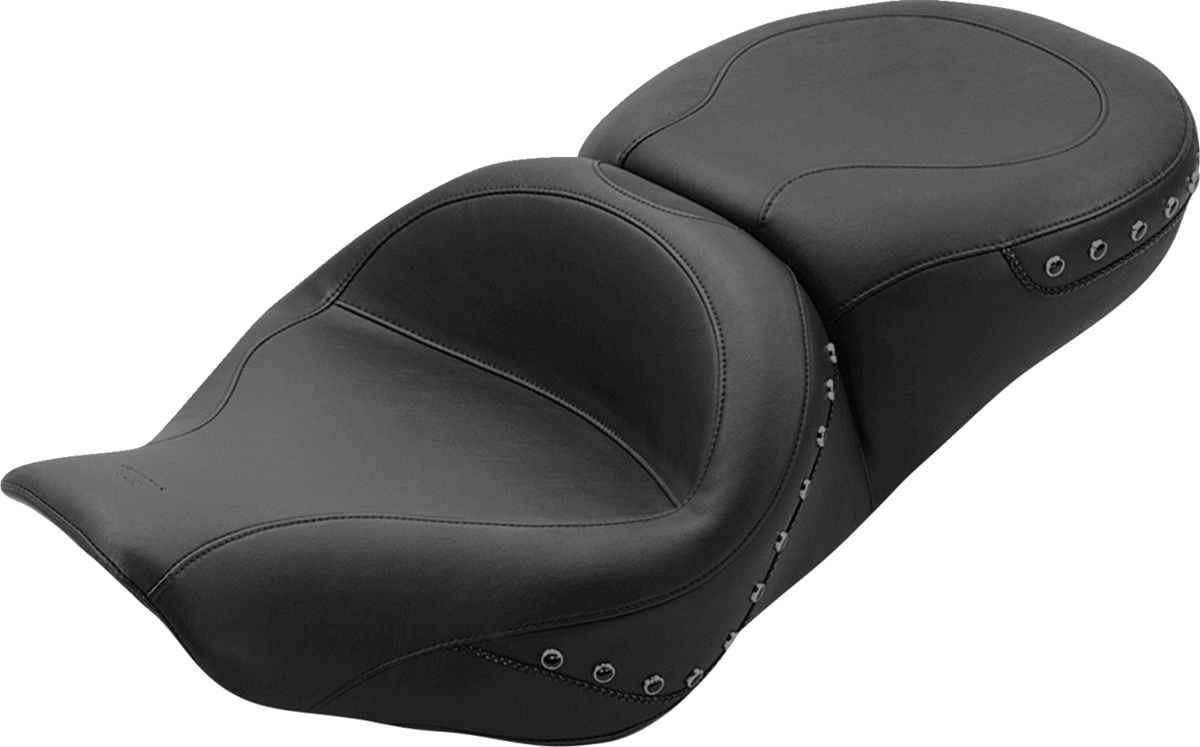 Mustang Wide Touring Seat - Studded - FLHR