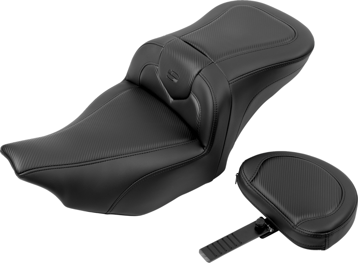Saddlemen RoadSofa™ Seat - Carbon Fiber - With Backrest - FLTR/FLHX '23-'24