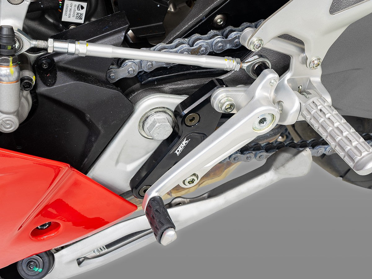 Ducabike DBK PAP06 Panigale V2 MY25 OEM Footrest Rear Plates