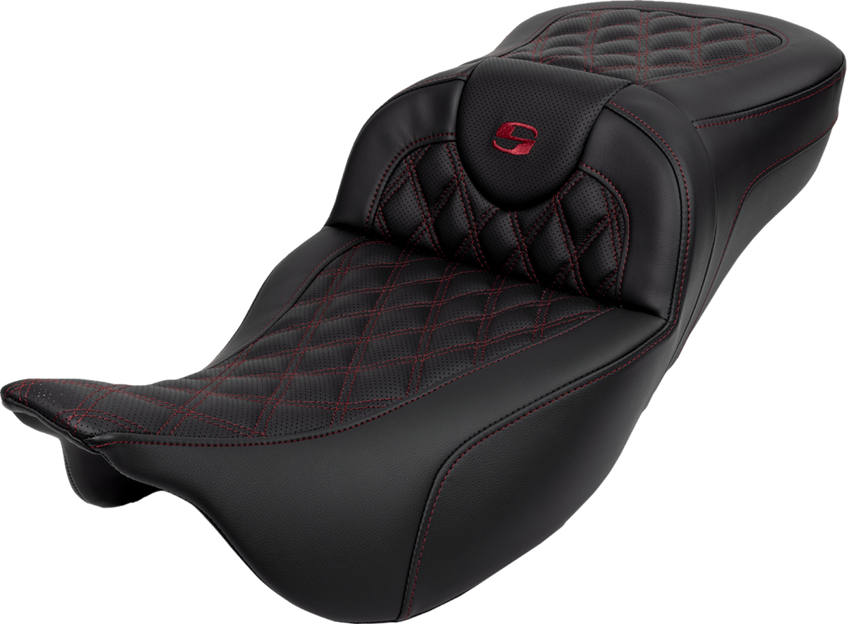 Saddlemen Roadsofa™ Extended Reach Seat - Lattice Stitch - Wine Berry Stitch - With Backrest - FL '08-'24
