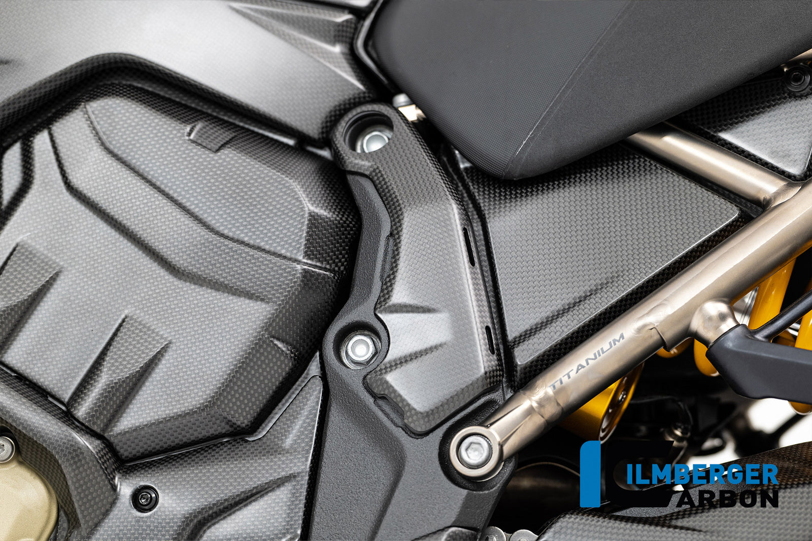 Ilmberger Carbon Upper Frame Cover Left Carbon Matte Ducati Multistrada V4 2025