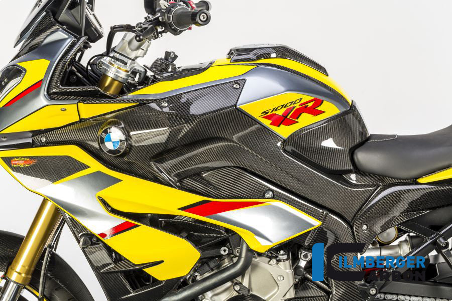 Ilmberger Carbon Radiator Cover Incl Batch Holder (Left Side) - BMW S 1000 XR MY ´2015-2019