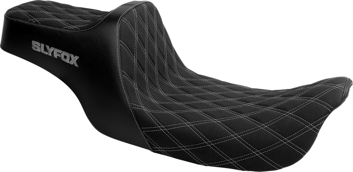 Slyfox High Noon Seat - Double Diamond - Silver Logo - Silver Stitch - FXD/FLD '06-'17