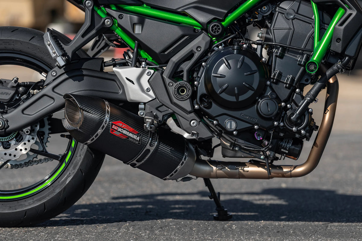 Yoshimura NINJA/Z 650 17-26 Race AT2 Stainless Full Exhaust, W/ Carbon Fiber Muffler