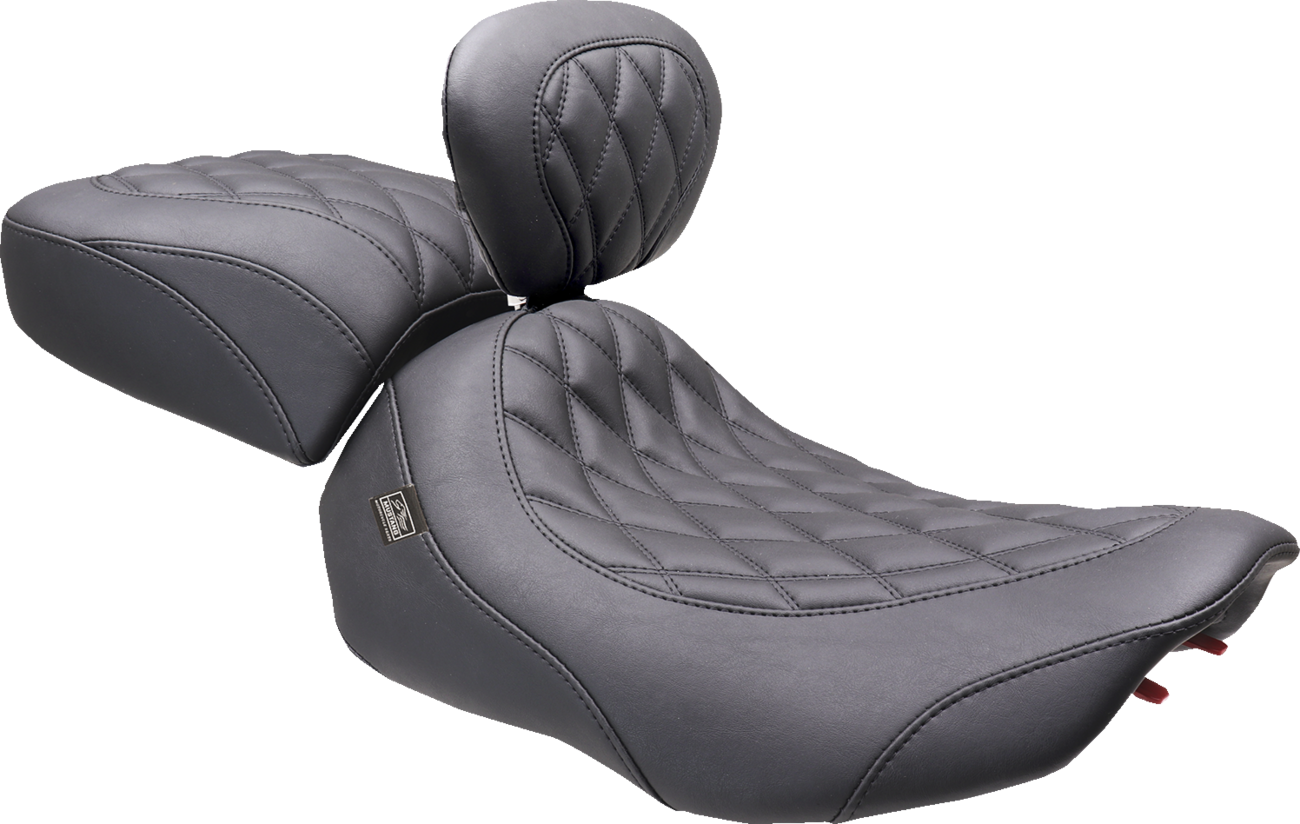 Mustang Wide Tripper™ Seat - Solo - Black Stitching - FLT/FLH '23-'25