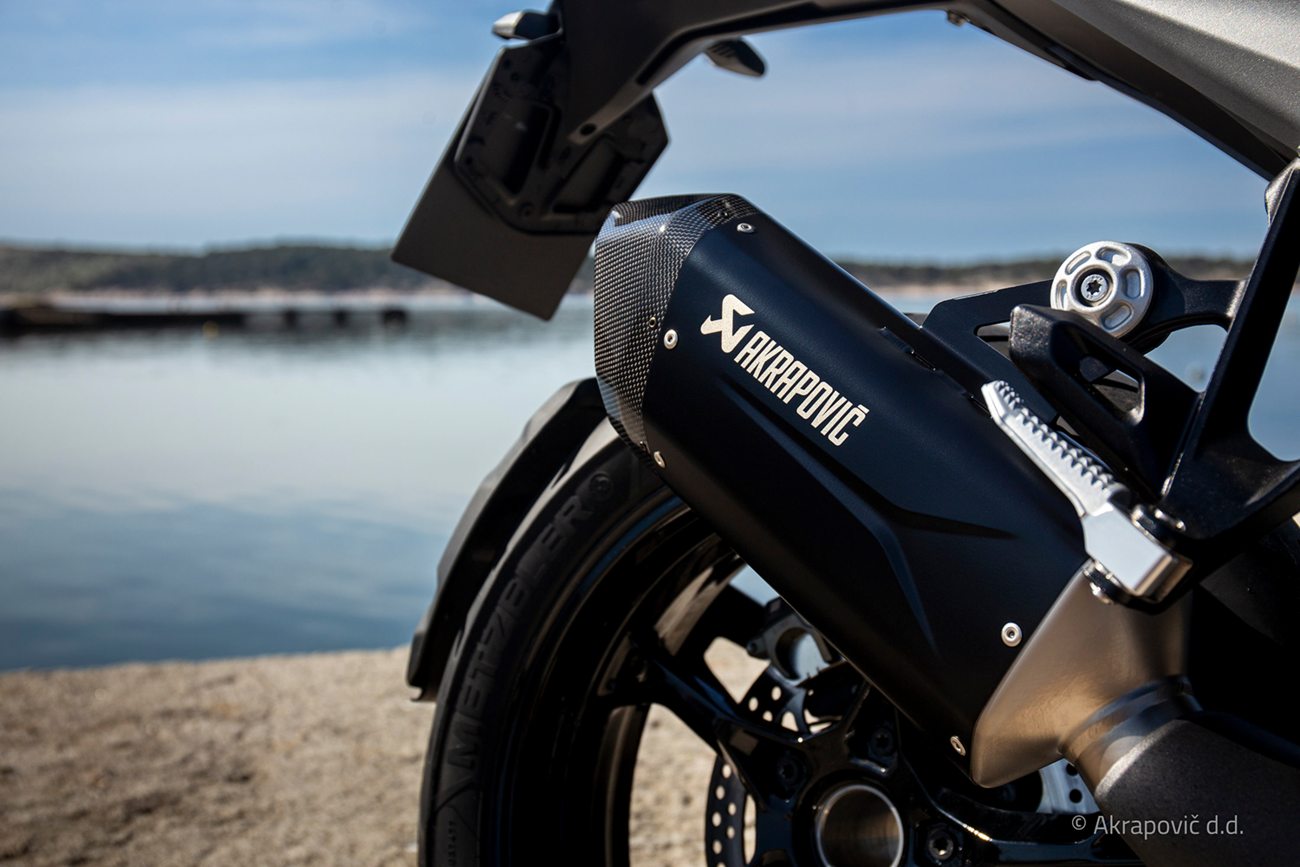 Akrapovic Slip-On Line Muffler