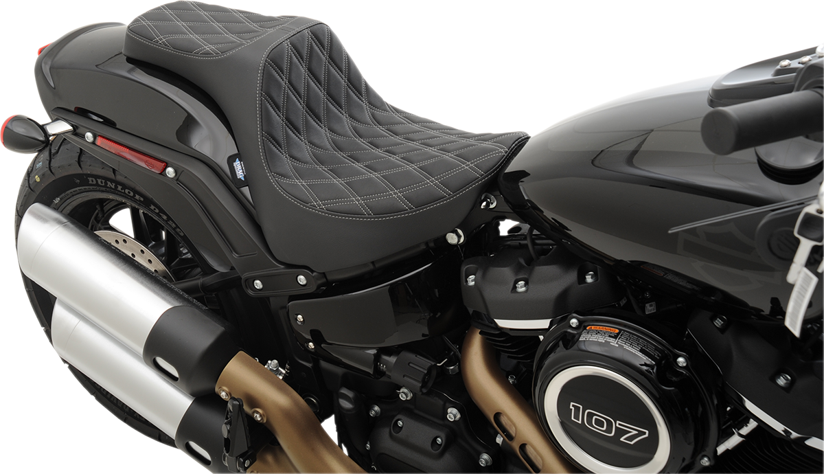 Drag Specialties Seats Predator III Seat - Double Diamond - Silver Stitched - FXFB/S '18-'23