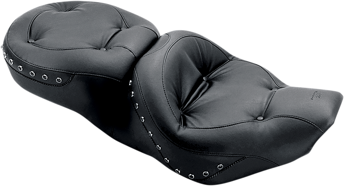 Mustang Regal Wide Studded Seat - '97-'07