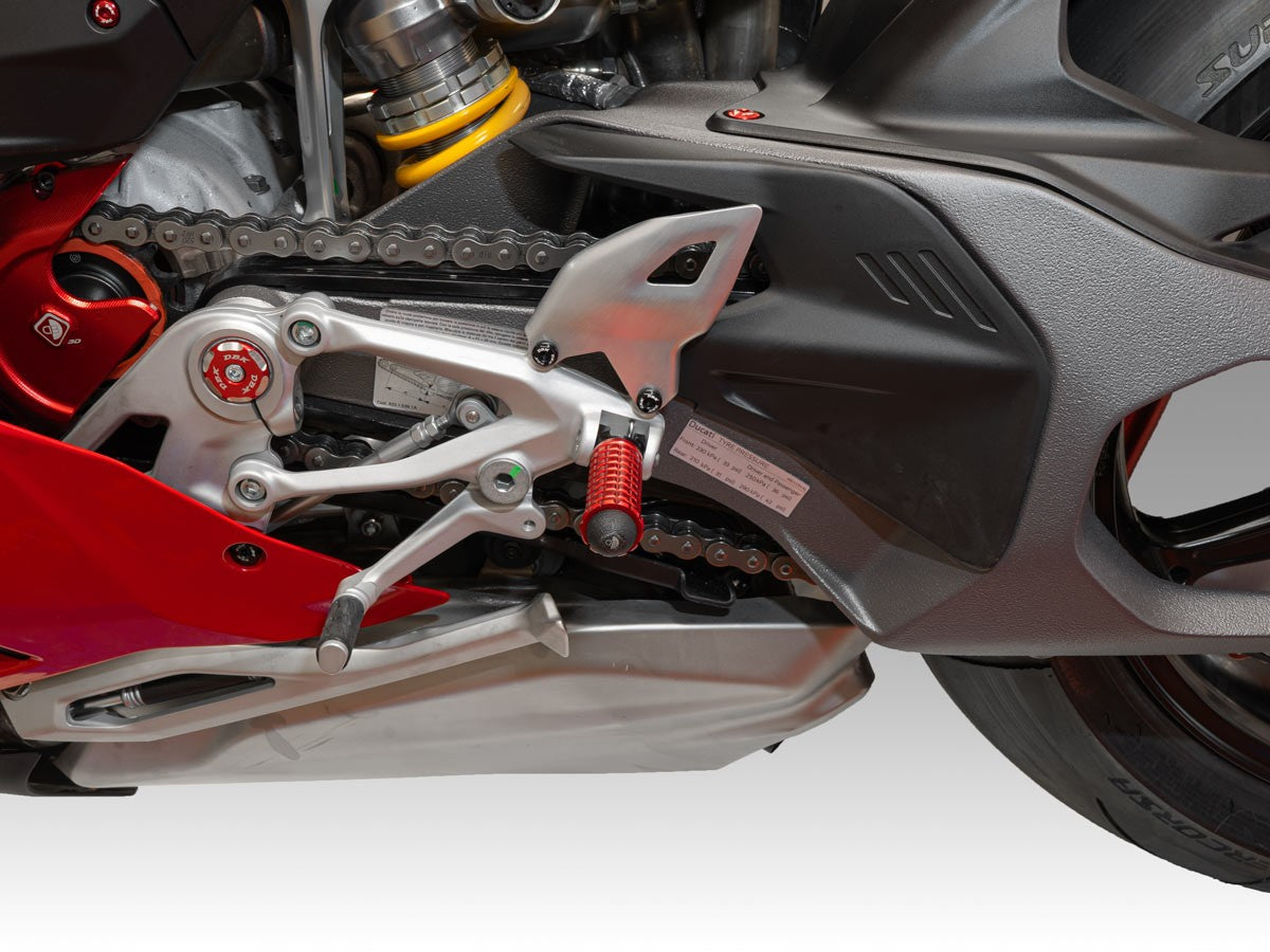 KAPM16D - DUCATI PILOT FOOTPEGS SUPPORT KIT