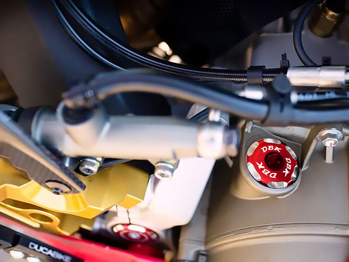 TOO01 - ENGINE OIL CAP