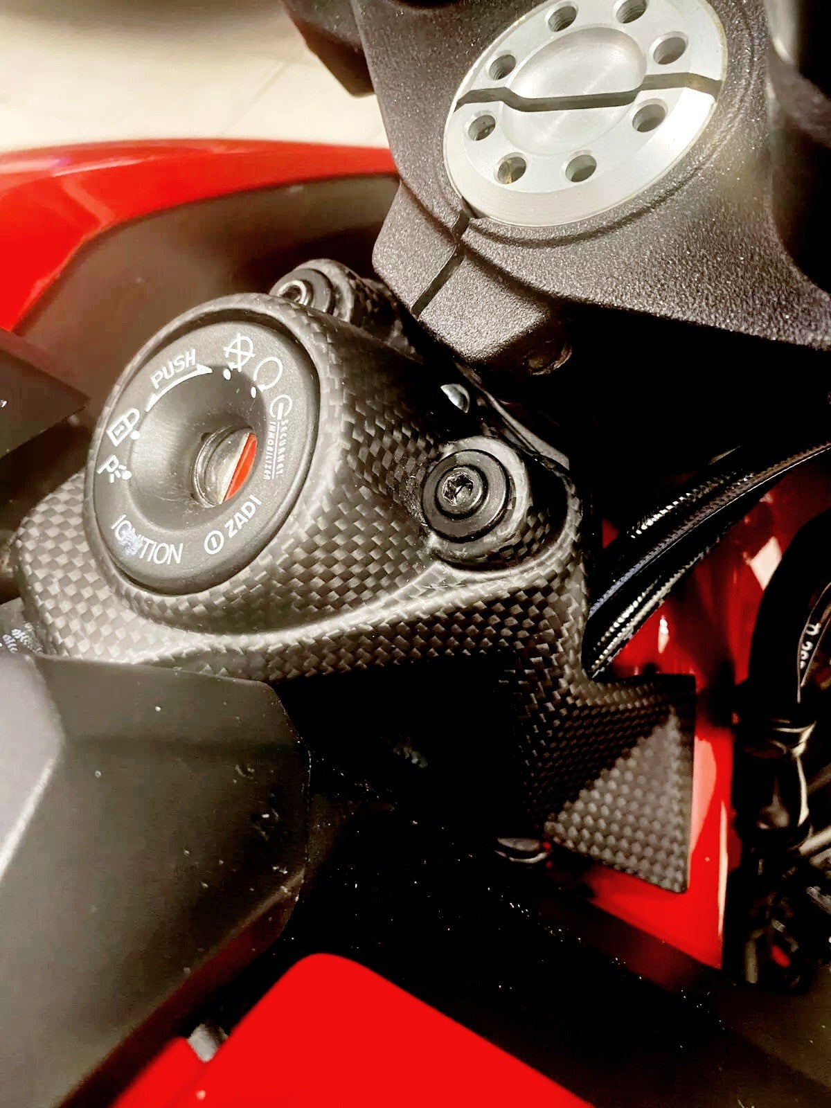 Ducabike DBK CRB199O HM 950 Carbon Key Cover