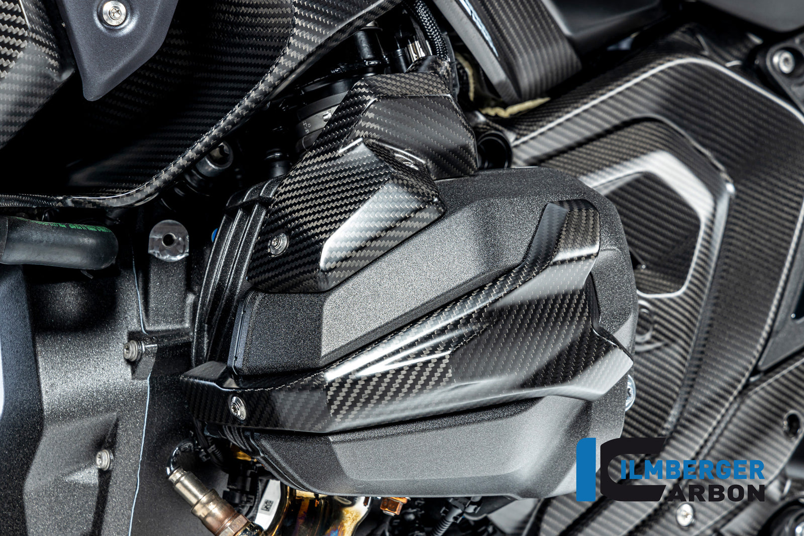 Ilmberger Carbon Spark Plug Access Cover Left BMW R 1300 GS - Matte / Twill