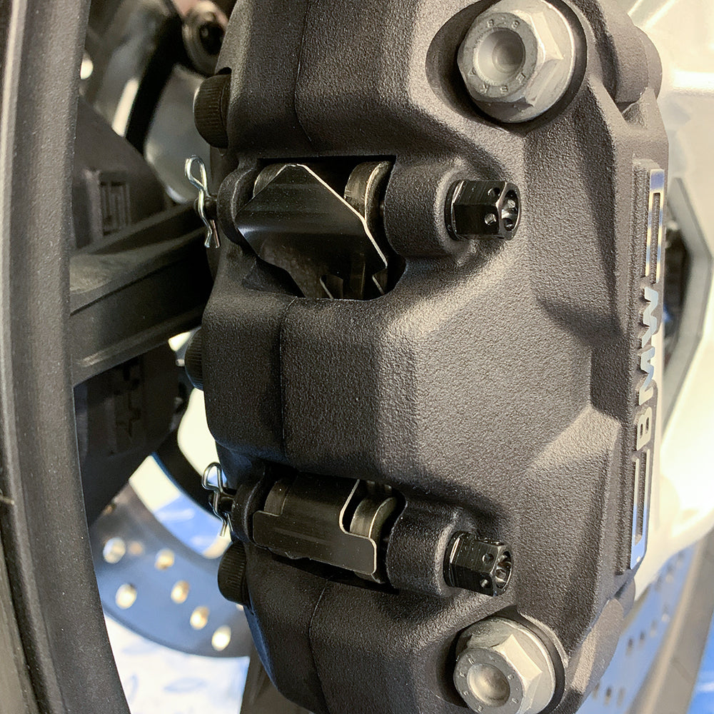 Brake pad bolt kit
