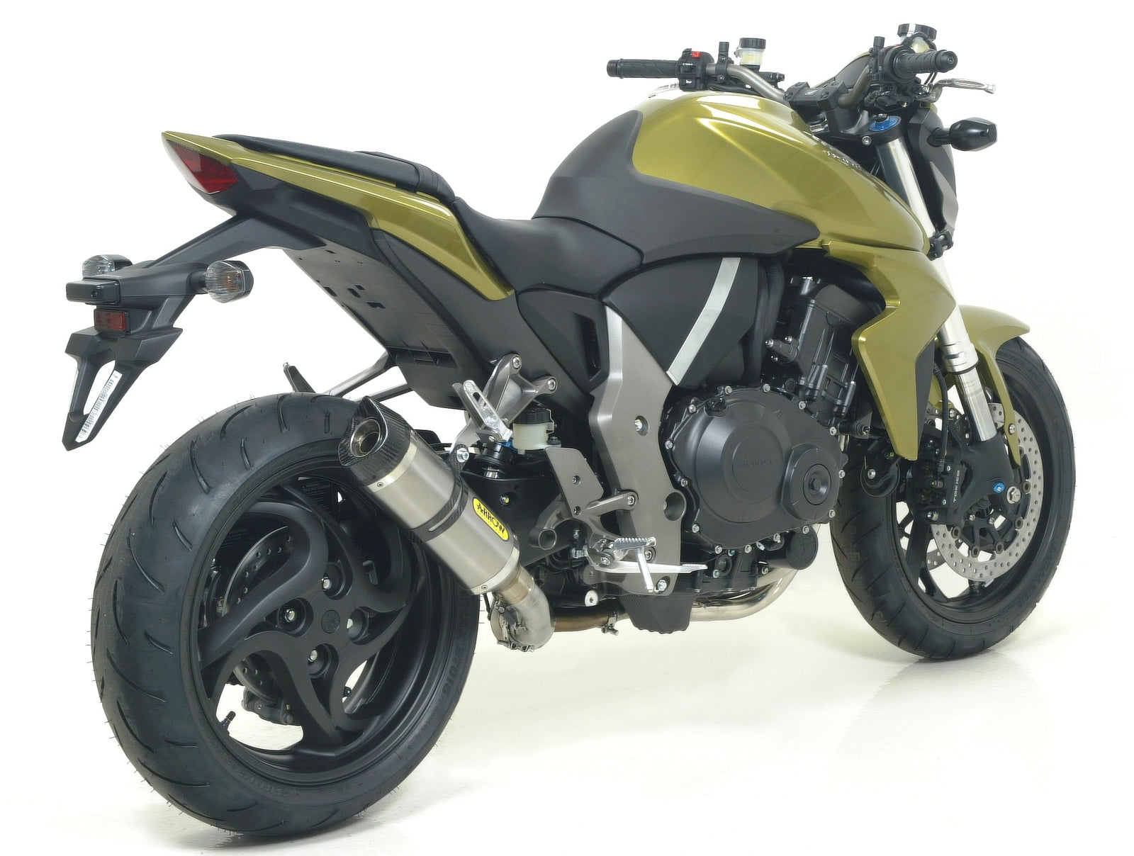Street Thunder Slip On With Carbon End Cap + Mid-Pipe No Kat