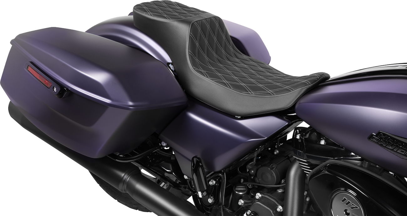 Drag Specialties Seats Performance Predator 2-Up Seat - Extended Reach - Vinyl - Silver Double Diamond Stitch