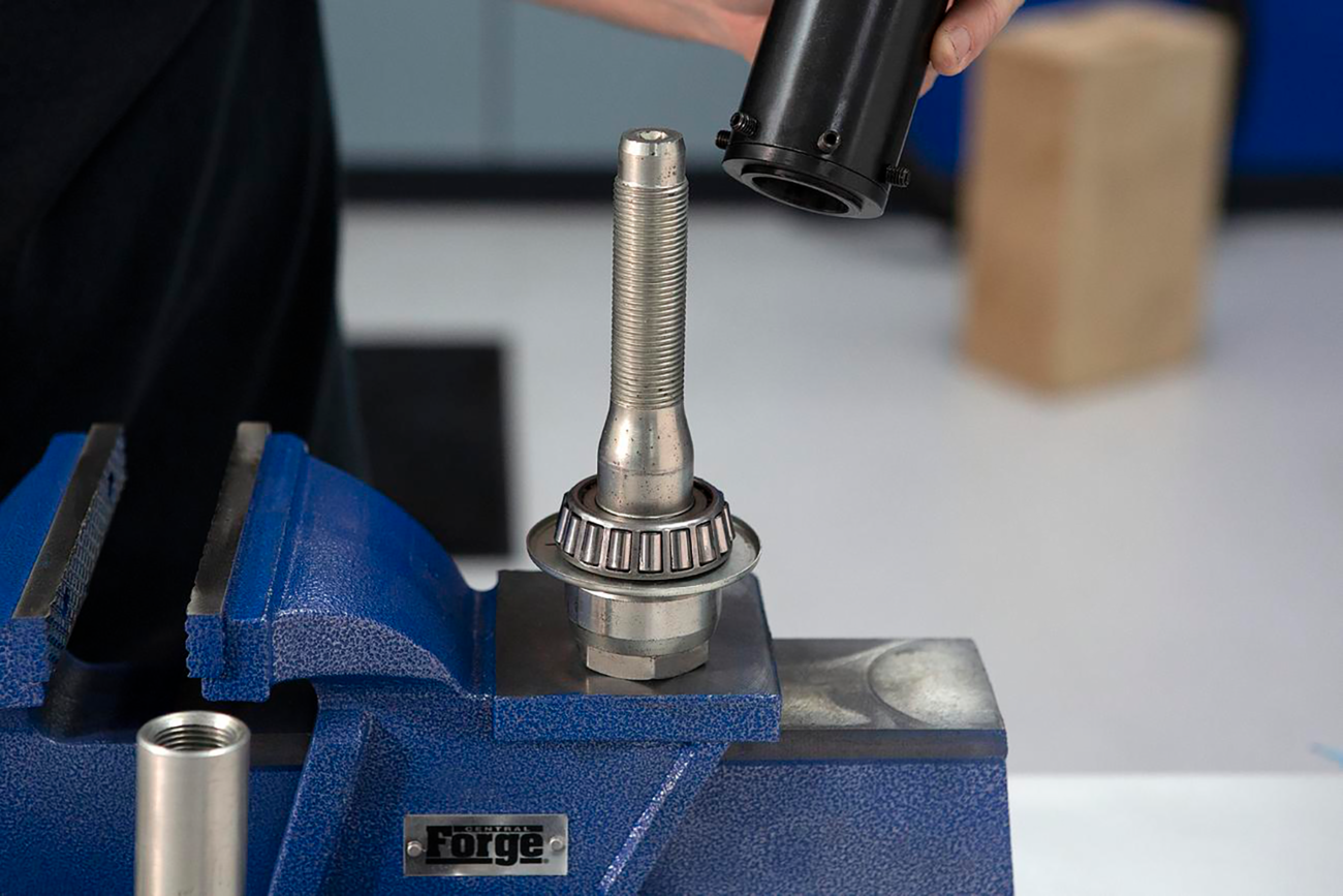 Motion Pro Steering Stem Bearing Puller