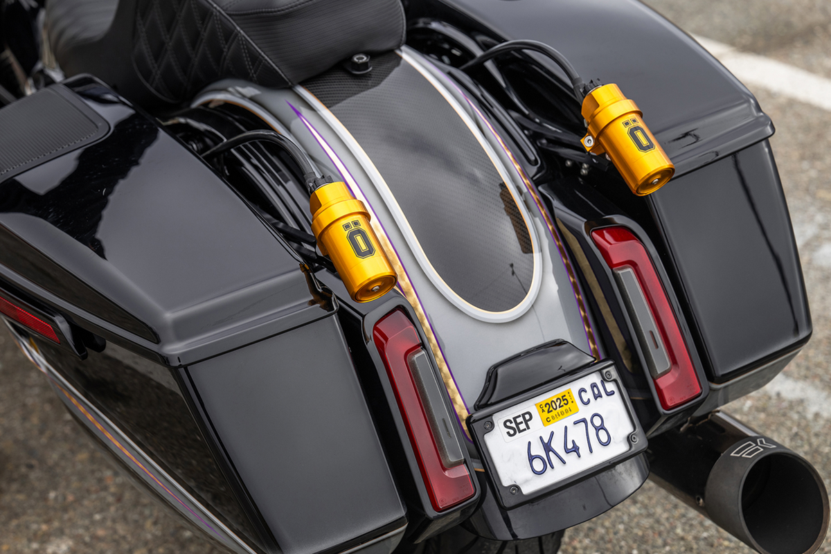 Arlen NESS Rear Fender - Factory Lighting - Carbon Fiber - Touring
