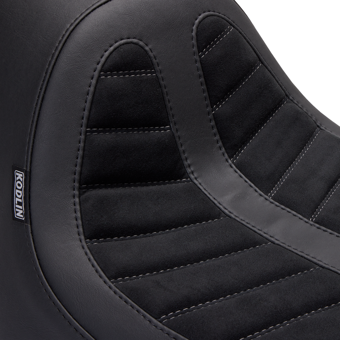 Mustang Kodlin Solo Seat - Black - FXSB '13-'17