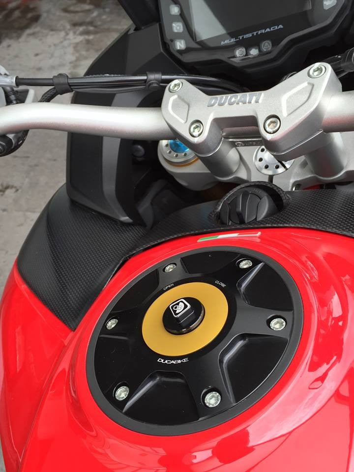 Ducabike DBK Ducati Quick Release Fuel Tank Cap - Black / Red