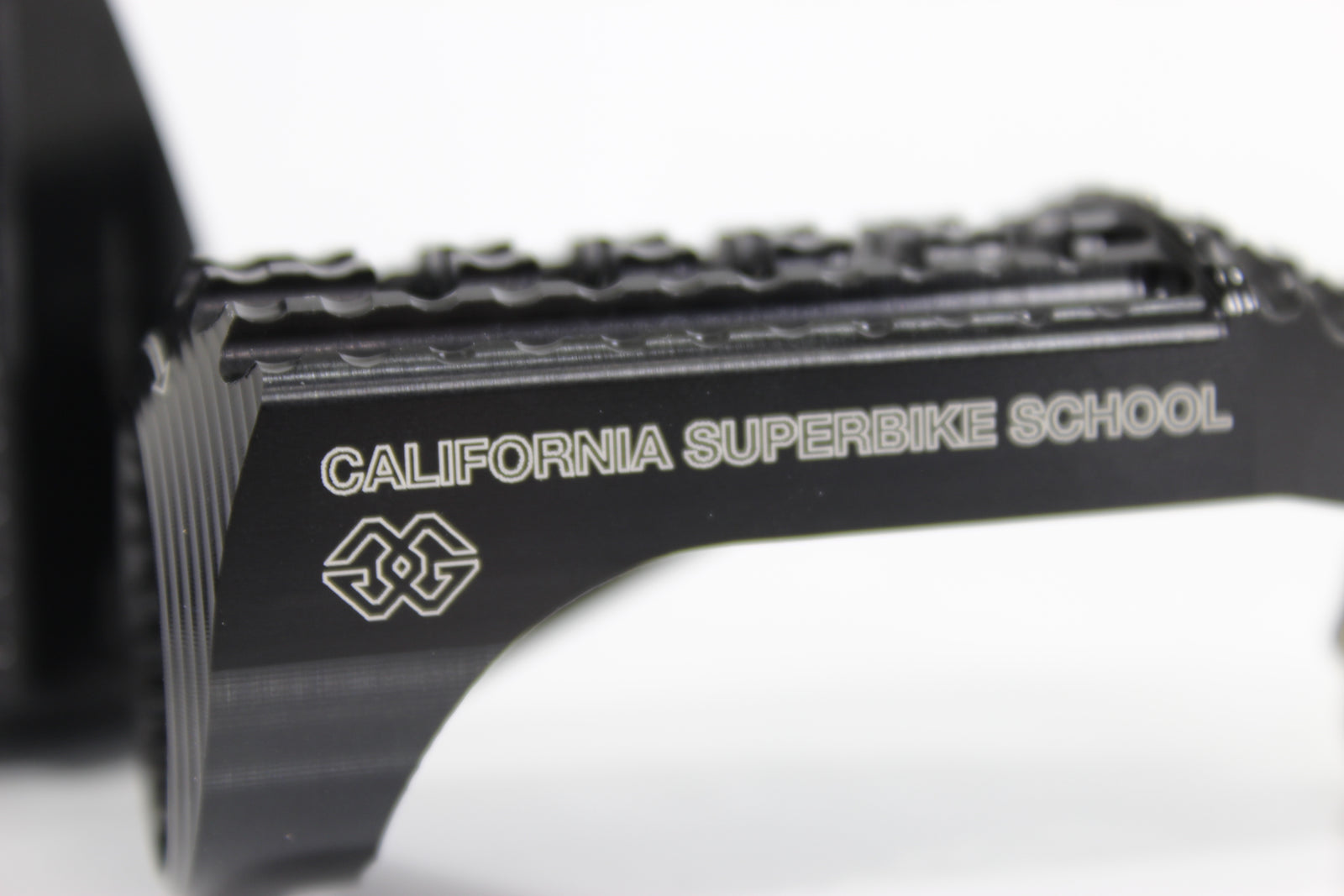 Gilles Tooling Replacement Footrests California, Driver, Black