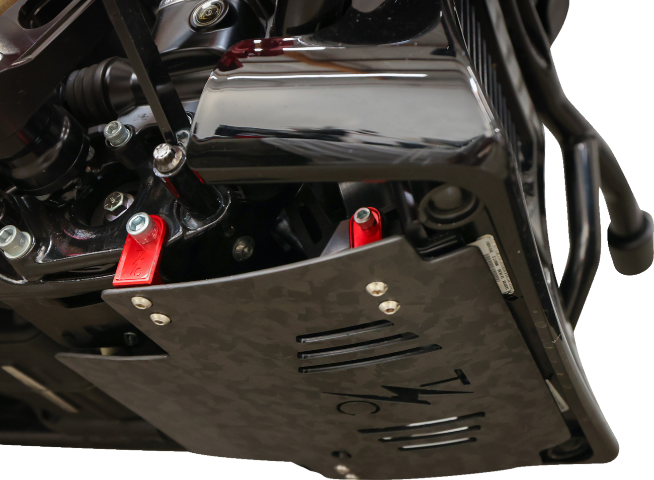 Thrashin Supply CO. Skid Plate - Carbon Fiber/Forged - With Red Brackets - FLHX/FLTRX