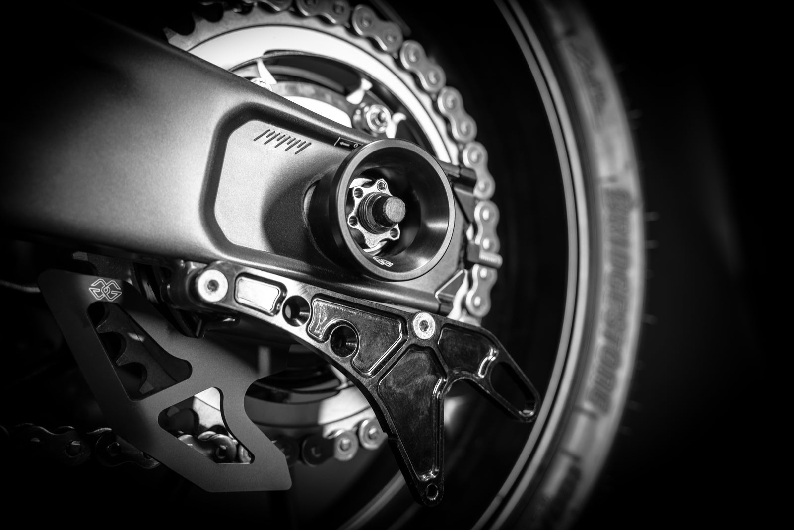 Gilles Tooling Sprocket Cover Black