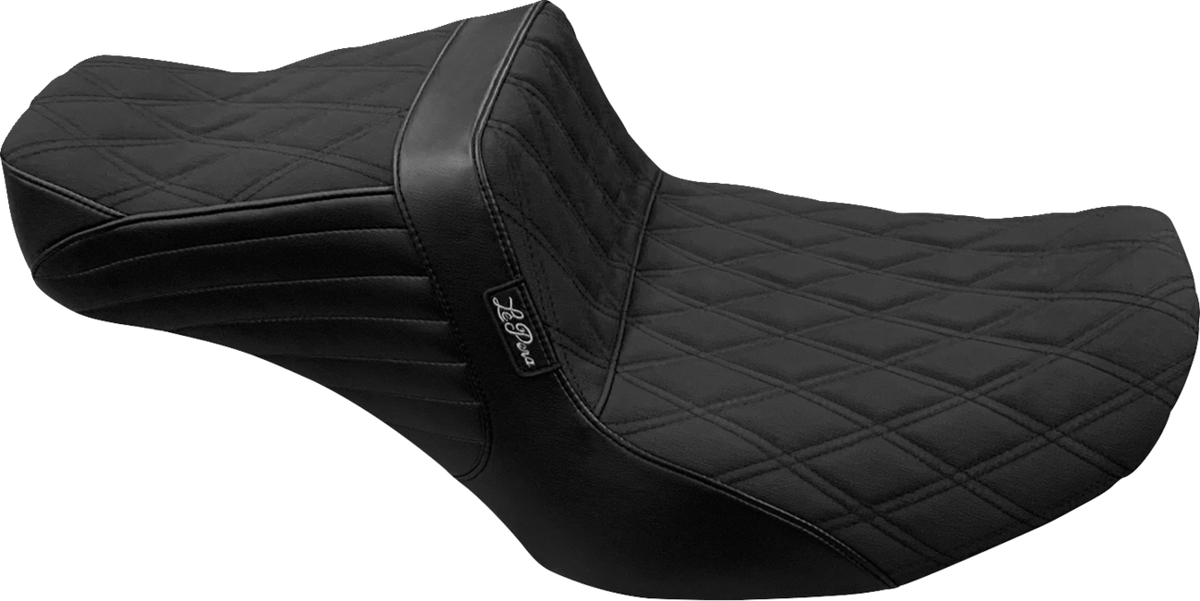 Le Pera Tailwhip Seat - Double Diamond W/ Gripper - FLH/FLT '23-'25