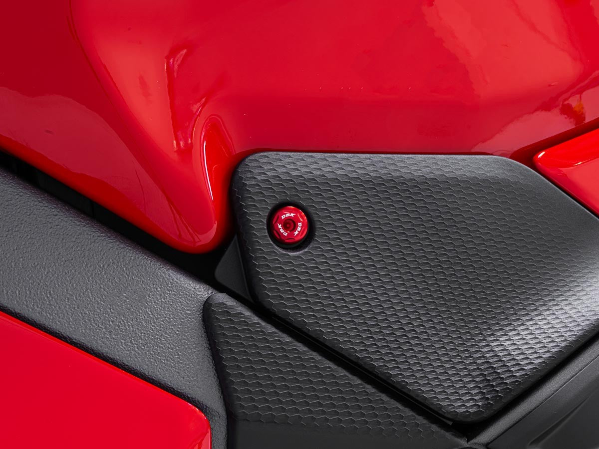 KVT97 - PANIGALE V4 MY 2025 TANK COVER SCREWS KIT