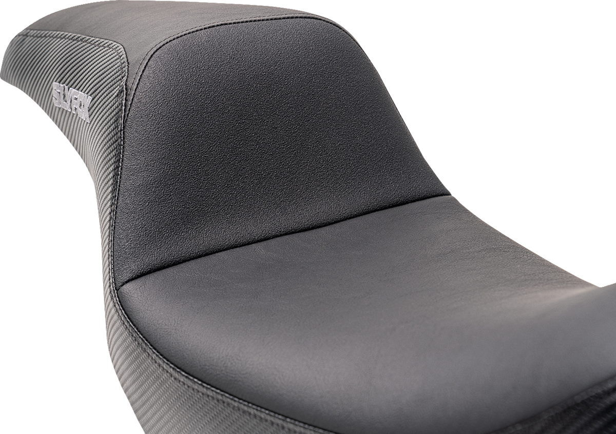 Slyfox Drifter Seat - Gray Logo - Black Vinyl W/ Slipstop - Carbon Fiber - Dyna '96-'03