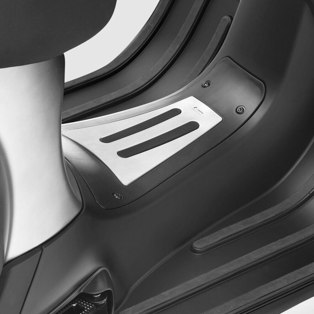 Rizoma Foot Board Tunnel Cover