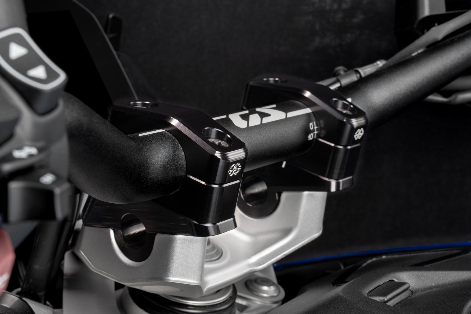 Gilles Tooling Handlebar Riser Black