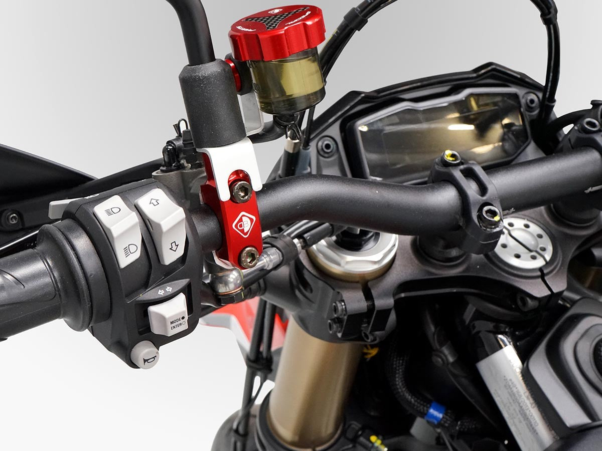 CVS04 - BREMBO MASTER CYLINDER CLAMP THREAD M10 LEFT