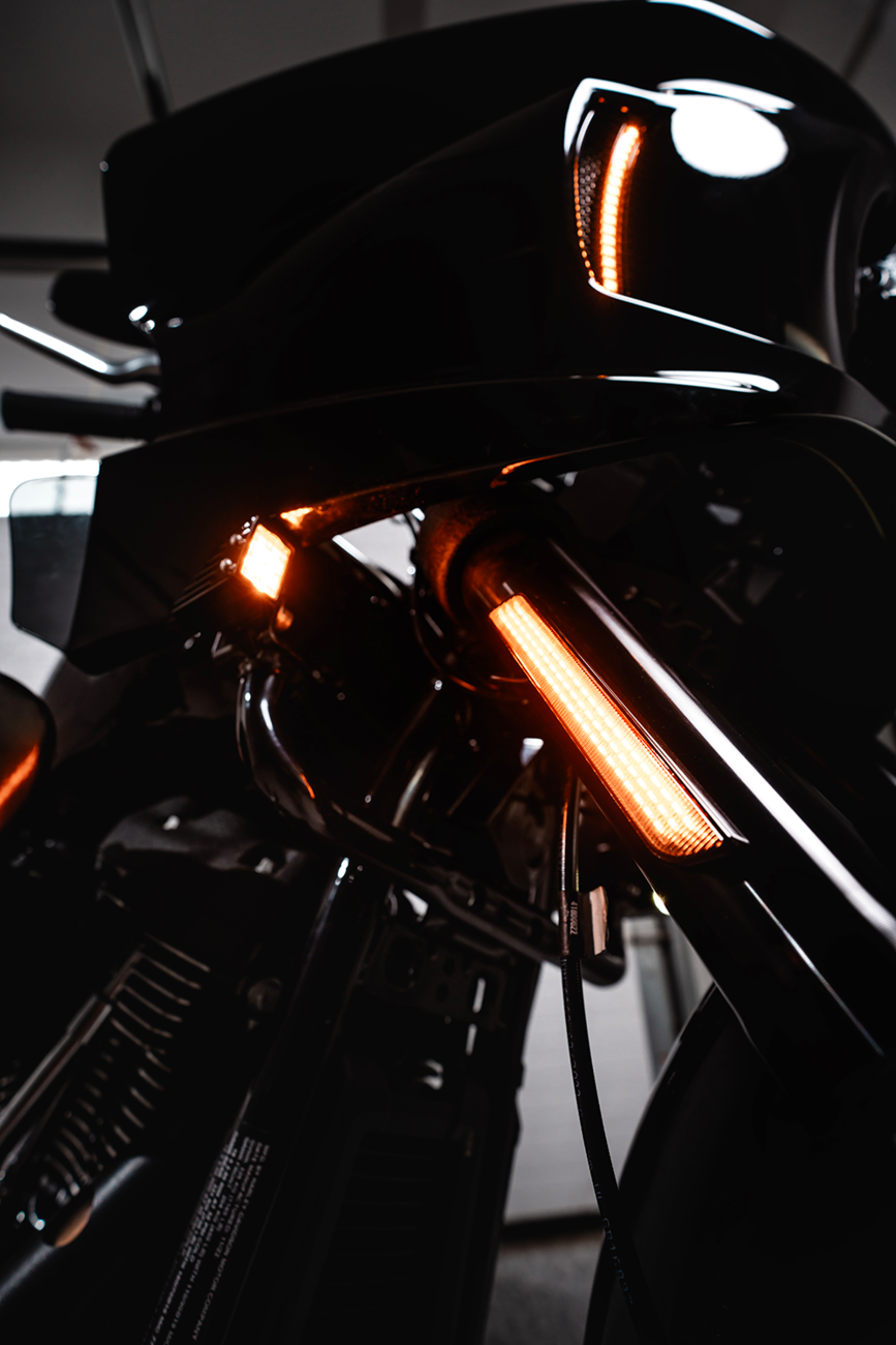 Custom Dynamics Fairing Vent Light - Amber/White