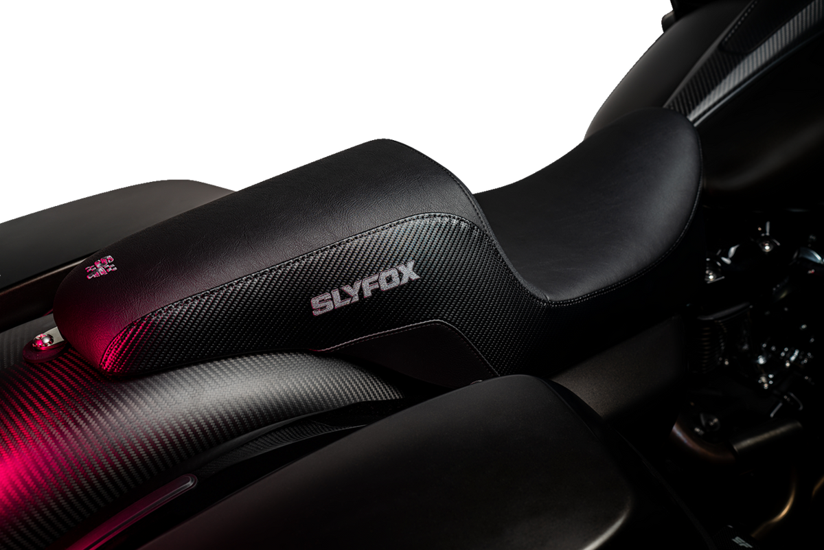 Slyfox Drifter Seat - Gray Logo - Smooth Vinyl - Carbon Fiber - FL '08-'23
