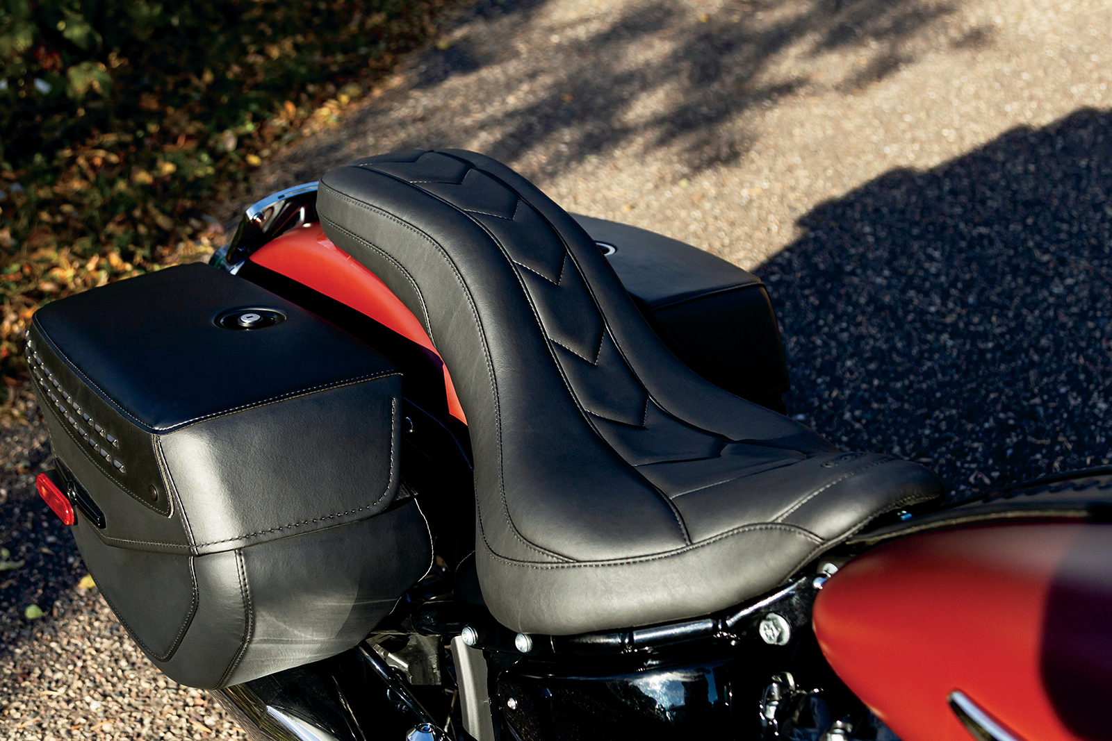 Mustang Day Tripper Seat - FLHC/FLDE '18-'21