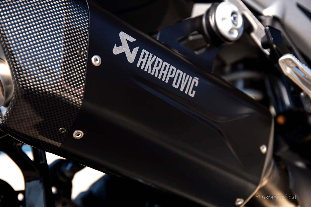 Akrapovic Slip-On Line Muffler
